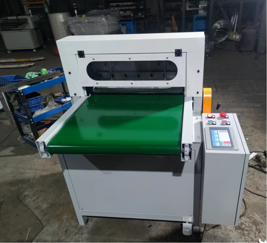 600型送料端